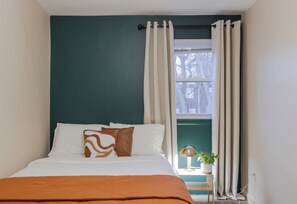 2 slaapkamers, een strijkplank/strijkijzer, wifi, beddengoed