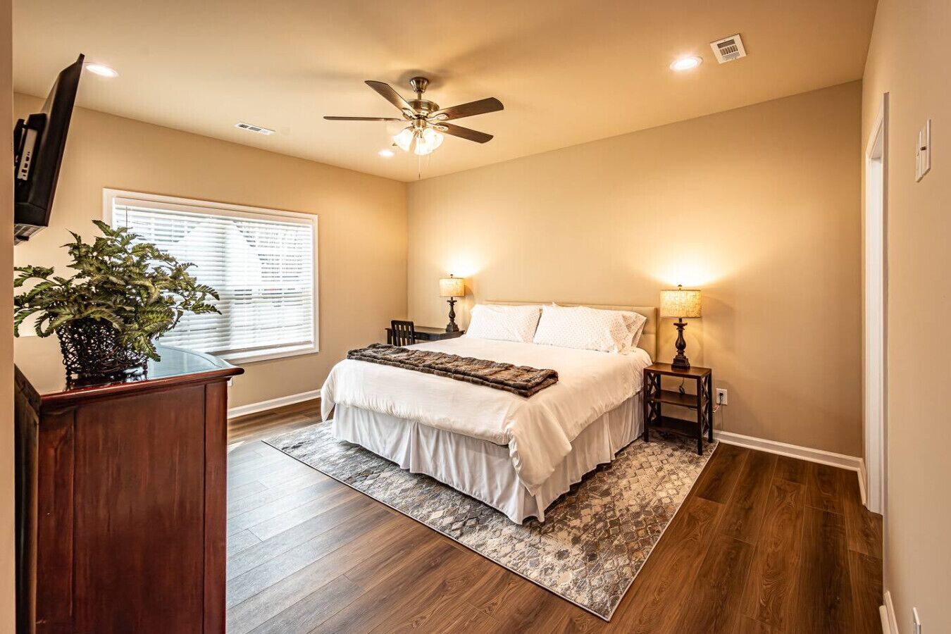 3 bedrooms, desk, free WiFi