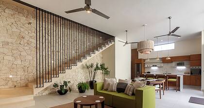 Casa Ya´ax Oasis with Pool & Rooftop bar near Paseo Montejo