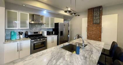 Spacious 5-bedroom apartment in delightful Ithaca with WiFi, AC