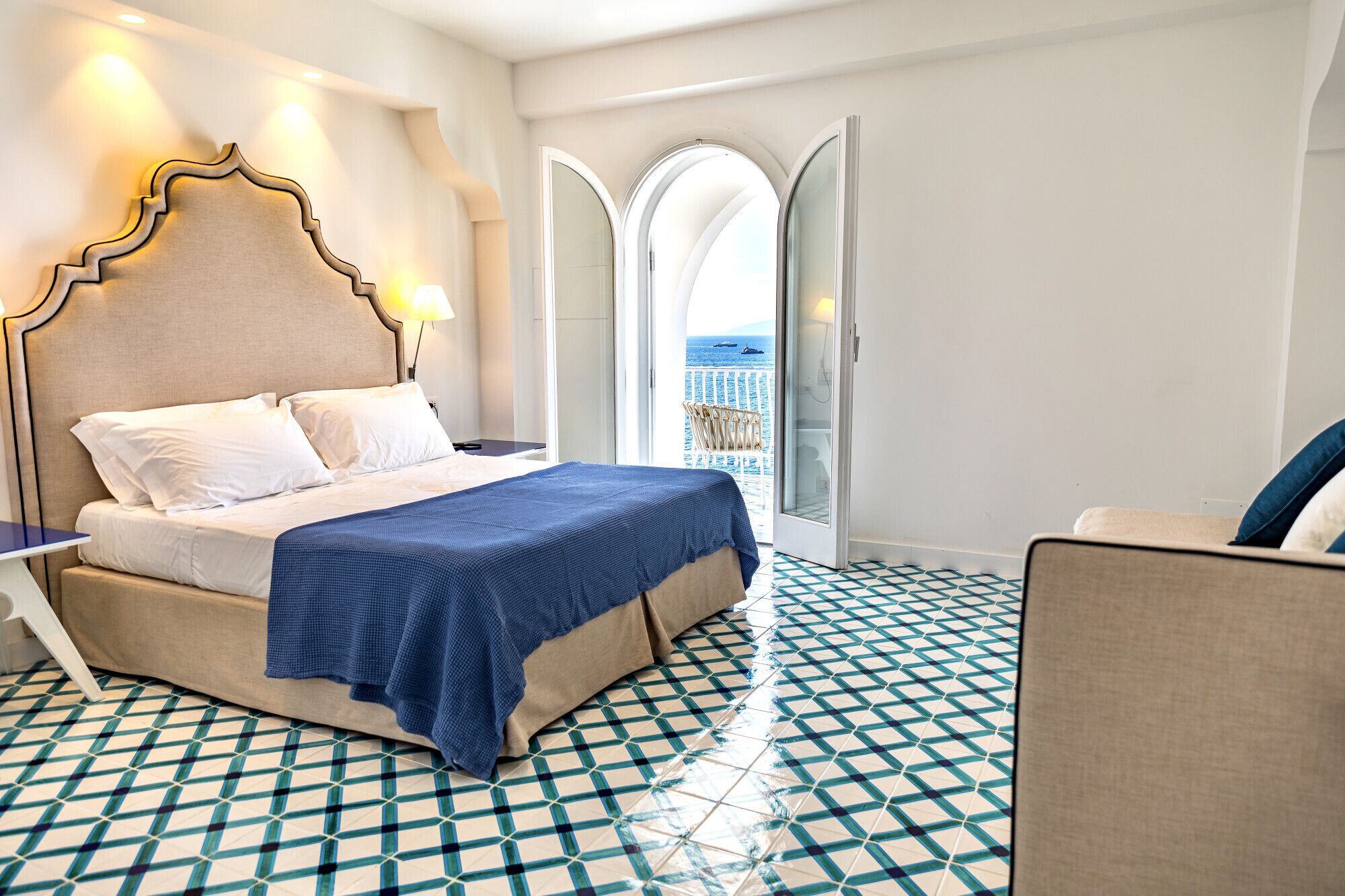 4 室のベッドルーム、インターネット