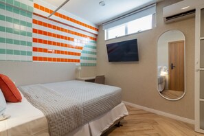1 bedroom - Refuge a few Steps From Copacabana Beach Q10 PCD (Rio de Janeiro)
