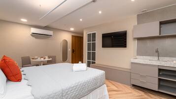 Apartment, Smoking | 1 bedroom