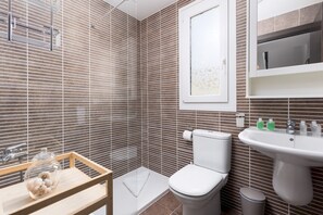 Hair dryer, towels - Home2Book Luxury Villa Pool & Terrace, Corralejo (Corralejo)