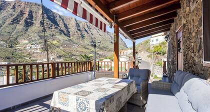 Home2Book Valley Views & Private Terrace Hermigua