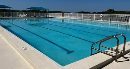 Bayfront home on Cape San Blas. Prime location.