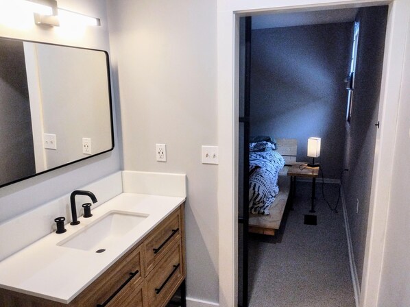 1 makuuhuone, ilmainen Wi-Fi, vuodevaatteet