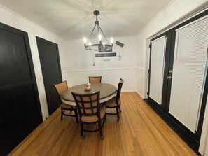 Dining - Welcome to our cozy getaway your perfect home away from home! (Decatur)