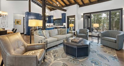 Luxury home near Mt Rushmore! King beds in 3 of 4 bedrooms!