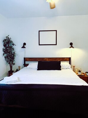 4 habitaciones, tabla de planchar con plancha, cuna de viaje y wifi 