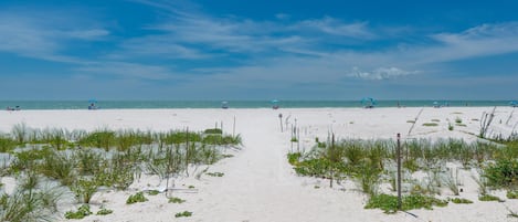 Hus, flere senger (Key Lime Villa) | Strand | Nær stranden