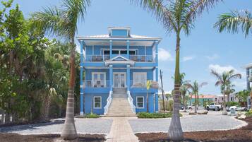 House, Multiple Beds (Blue Horizon) | Exterior