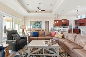 House, Multiple Beds (Sandy Getaway)