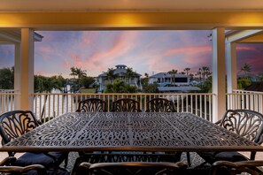 Unclassified image, 5 of 71, button - Sandy Getaway (Fort Myers Beach)