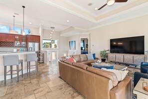 Unclassified image, 2 of 71, button - Sandy Getaway (Fort Myers Beach)