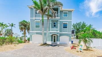 House, Multiple Beds (Grande Palermo) | Exterior