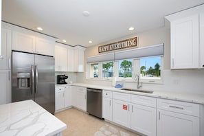 House, Multiple Beds (Sandy Breeze) | Private kitchen | Oven, toaster - Sandy Breeze (Fort Myers Beach)