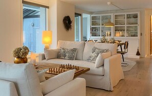 TV connectée, cheminée