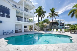 House, Multiple Beds (Dock Holiday) | Pool