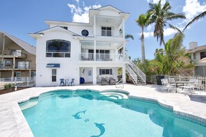 Pool - Dock Holiday (Fort Myers Beach)