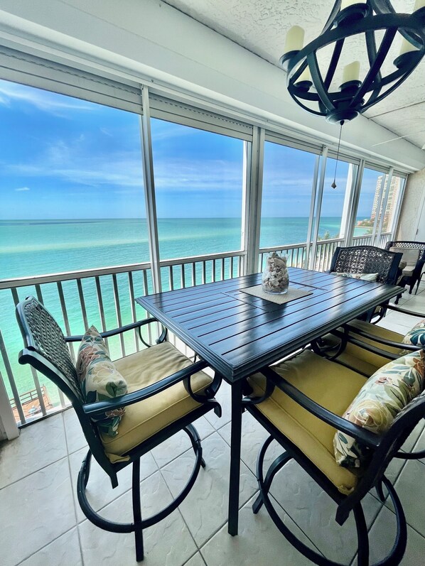 Dining - 2-BR condo with stunning Gulf of Mexico views in Marco Island /MONTHLY ONLY (Marco Island)