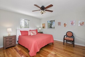 ハウス ベッド (複数台) (The Lazy Place) | 3 室のベッドルーム