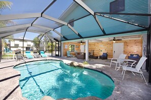 House, Multiple Beds (The Lazy Place) | Pool