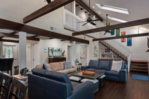 Maison, plusieurs lits (Great Escape-3) | Coin séjour