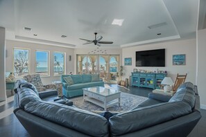 Living area - Sabal Palms (Fort Myers Beach)