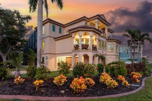 House, Multiple Beds (Sabal Palms) | Exterior
