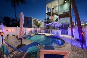 Ferienhaus, 1 King-Bett und Schlafsofa (Bluewaters Vista) | Pool | Beheizter Pool