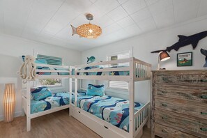 House, Multiple Beds (Bluewaters Beach House) | 3 bedrooms - Bluewaters Beach House (Fort Myers Beach)