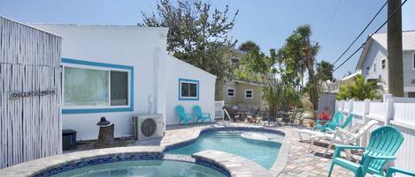 House, 1 Queen Bed with Sofa bed (MT Sandy Haven #3) | Pool