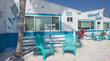 House, 1 Queen Bed with Sofa bed (MT Bikini Bottom #6) | Property grounds