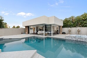 A heated pool - Desert Diamond HTD Pool/Hot Tub/Tennis/BBall/Sauna (Scottsdale)