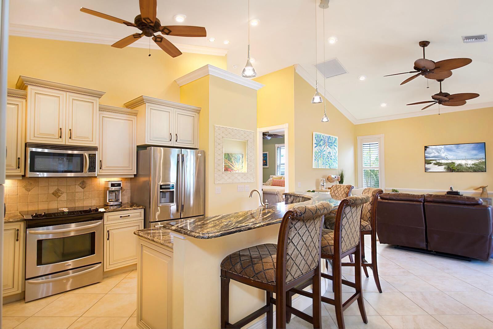 House, Multiple Beds (Casa del Sol Breeze) | Private kitchen | Oven, toaster