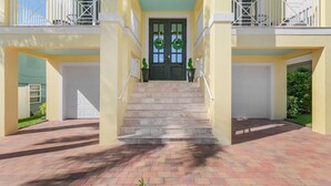 Exterior detail - Island Waters (Fort Myers Beach)