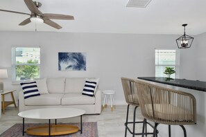 Ferienhaus, 1 King-Bett und Schlafsofa (Casa Azul B) | Wohnbereich