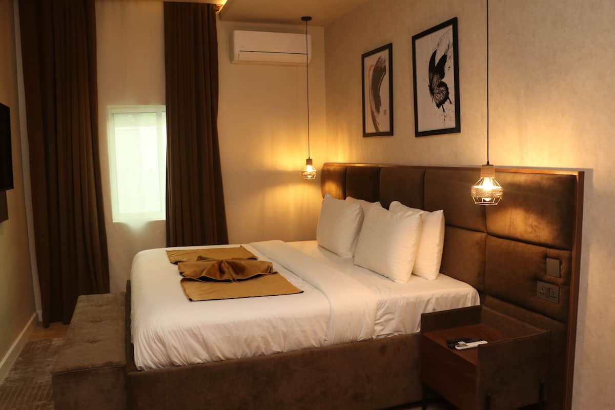 Superior Room | 1 bedroom, desk, laptop workspace, free WiFi