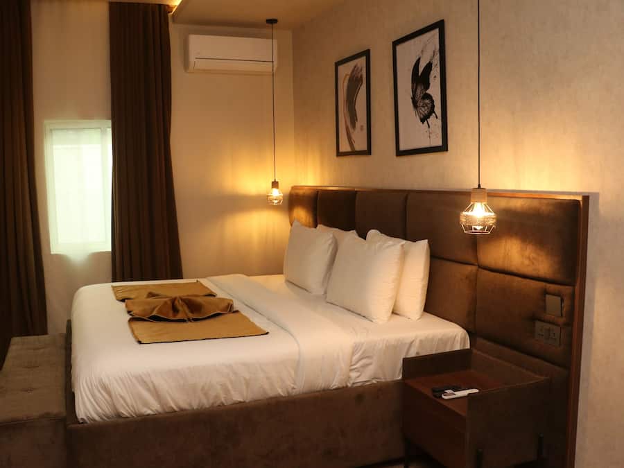 Superior kamer | Een bureau, een laptopwerkplek, gratis wifi