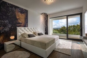 4 habitaciones, tabla de planchar con plancha y wifi gratis 