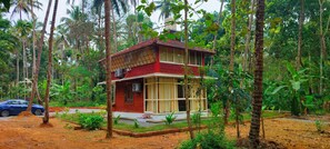 Exterior - A Riverside Retreat  Holiday Home with Kitchen B1 - Deluxe 2+1-Wi-Fi-AC (Iritty)