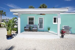 獨棟房屋, 多張床 (Coconut Villa A) | 露台/庭院