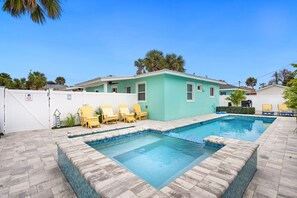 House, Multiple Beds (Coconut Villa A) | Pool