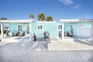 ハウス ベッド (複数台) (Coconut Villa B) | テラス / パティオ