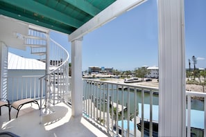 House, Multiple Beds (Sunny Canal) | Property grounds