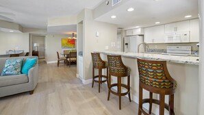 Interior - Gullwing #203 (Fort Myers Beach)