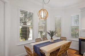 House, Multiple Beds (Blue View) | Dining