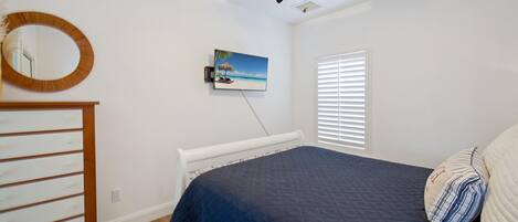 Talo, useita sänkyjä (Blue View)