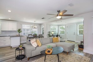House, Multiple Beds (Beach Paradise Getaway) | Living area - Beach Paradise Getaway (Fort Myers Beach)